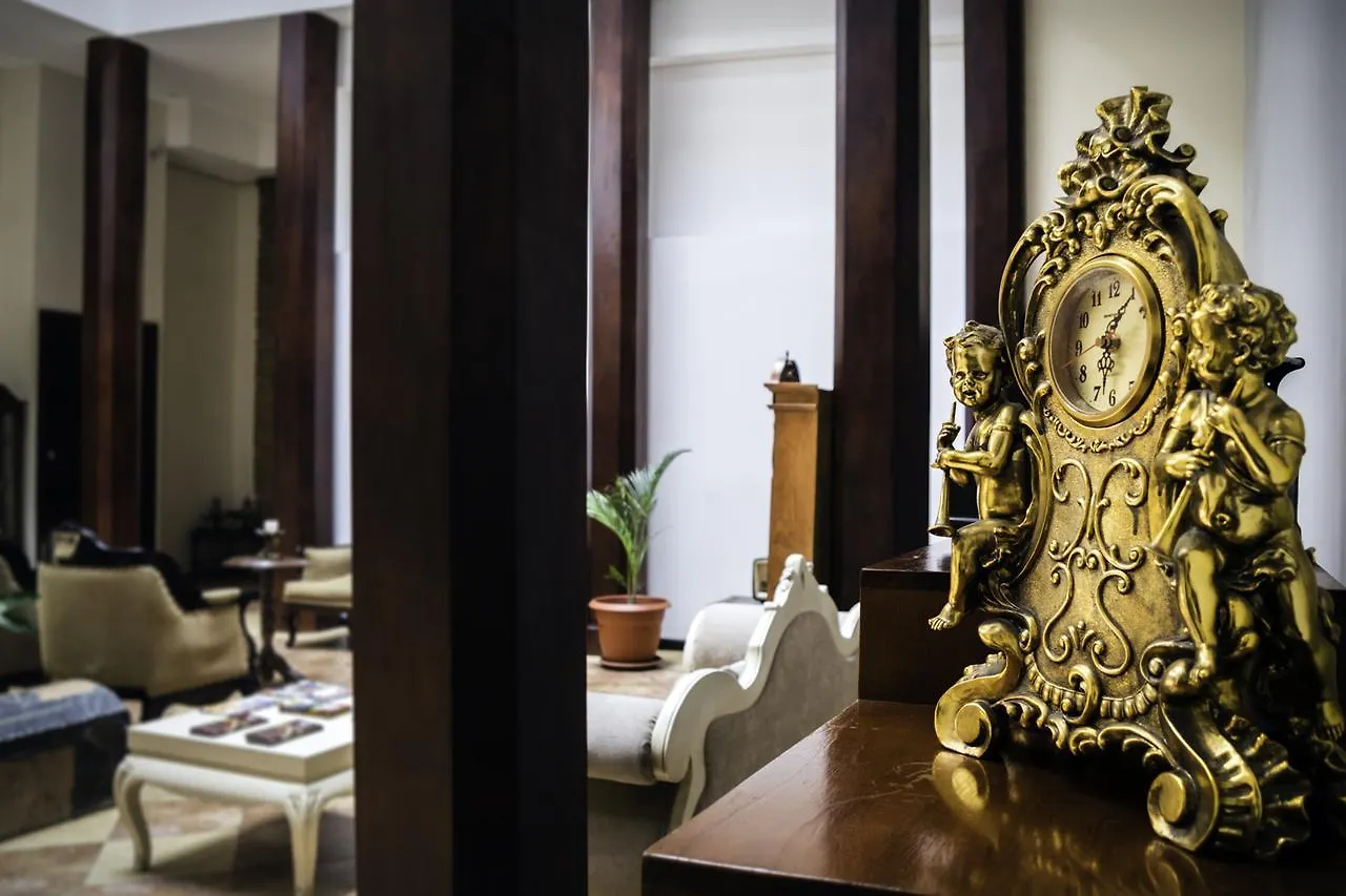 ***  Flore Hotel Boutique Cuenca Ecuador